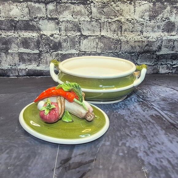 Vintage Soup Tureen Garden Harvest Arnart 5th Ave Handpainted Made in Japan - Picture 5 of 9